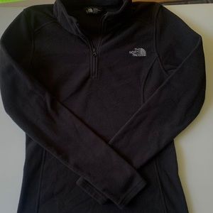 The North Face BLACK fleece pullover. Women’s size XS